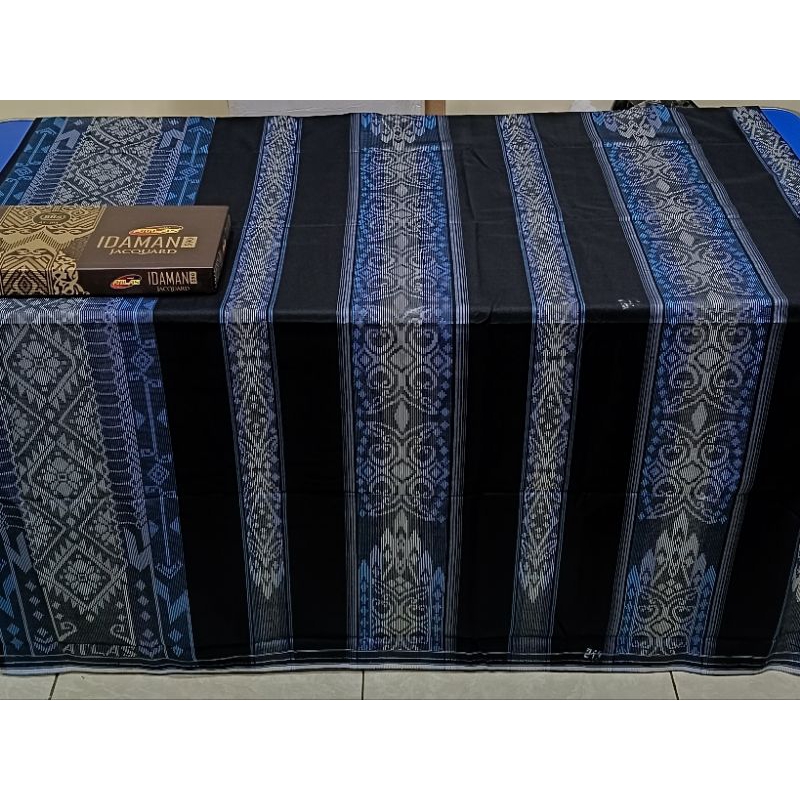 Sarung atlas yaqut jacquard motif bhs