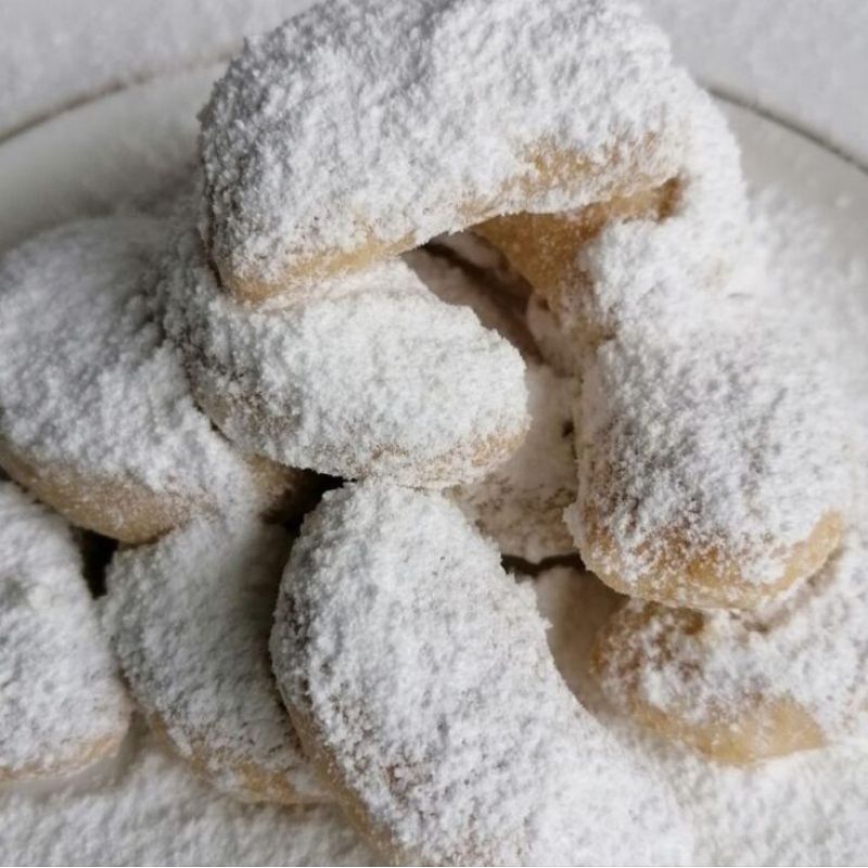 

(AYY STORE) Kue Salju (Bentuk Love) 500GR