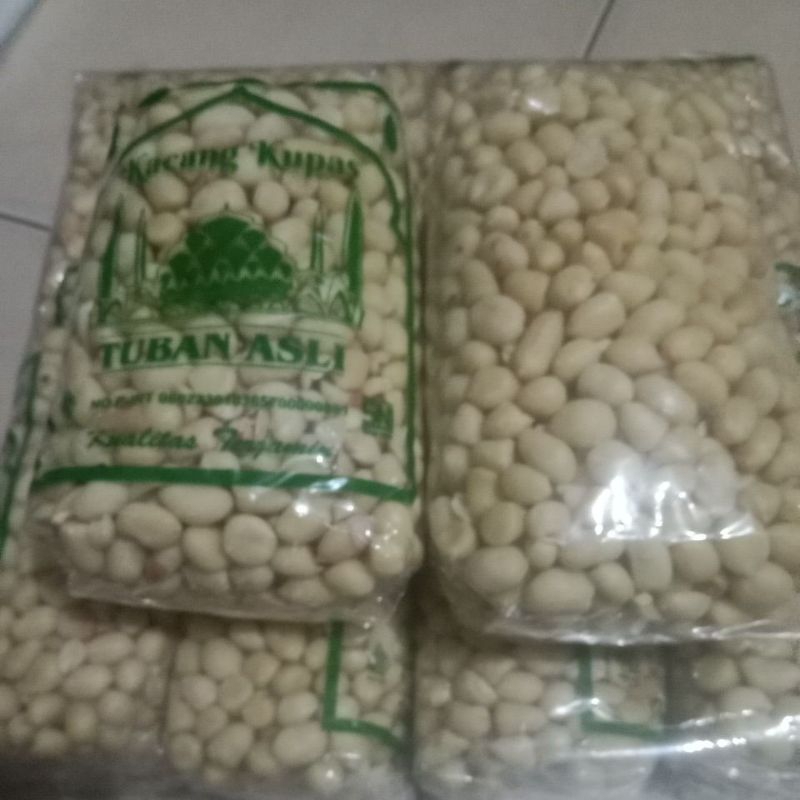 

harga hemat kacang kupas tuban 350gr/3 bungkus