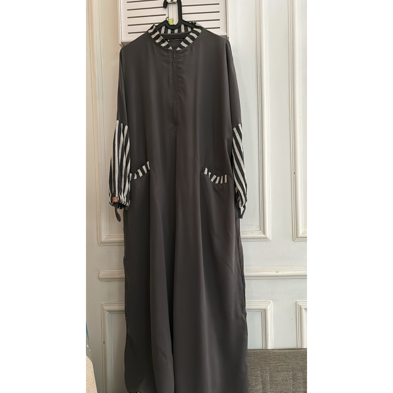 preloved bellezash abaya