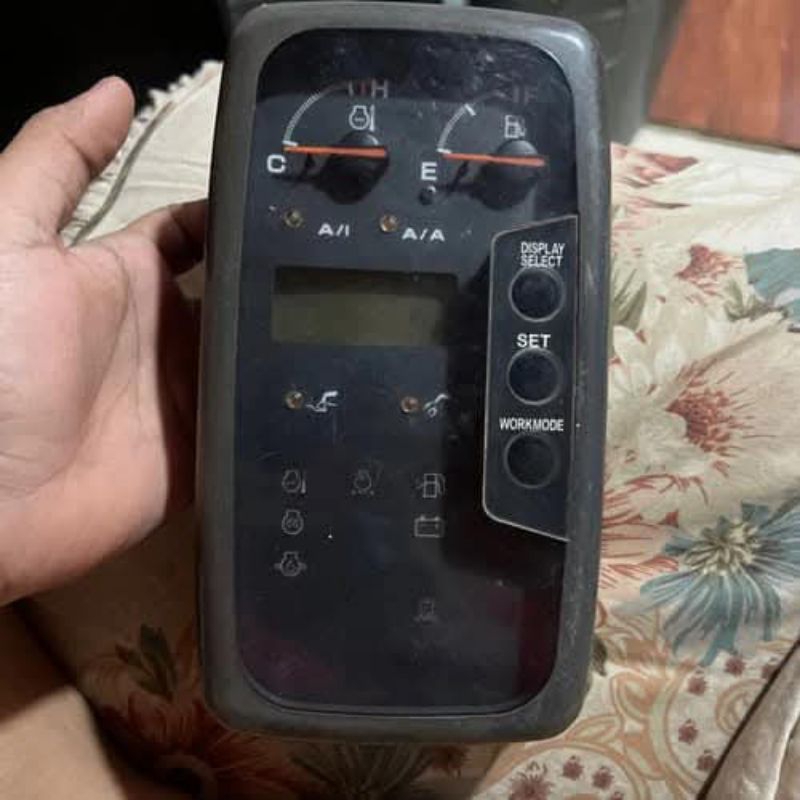 Monitor hitachi zx110 zx210 excavator


