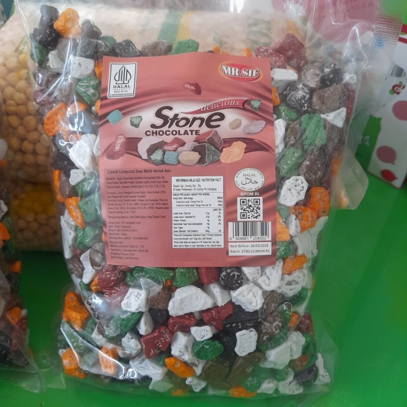 

Coklat Krikil
