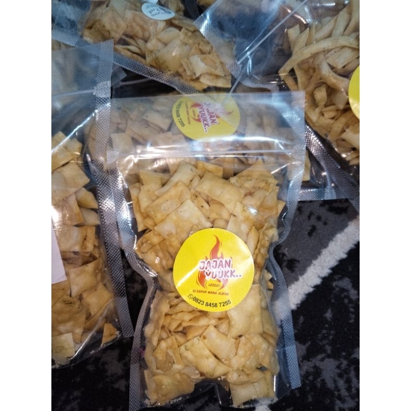 

Kue Bawang Petak