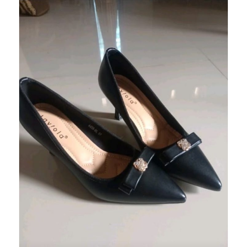 Preloved Laviola Sepatu Pantofel Wanita Hak Lancip