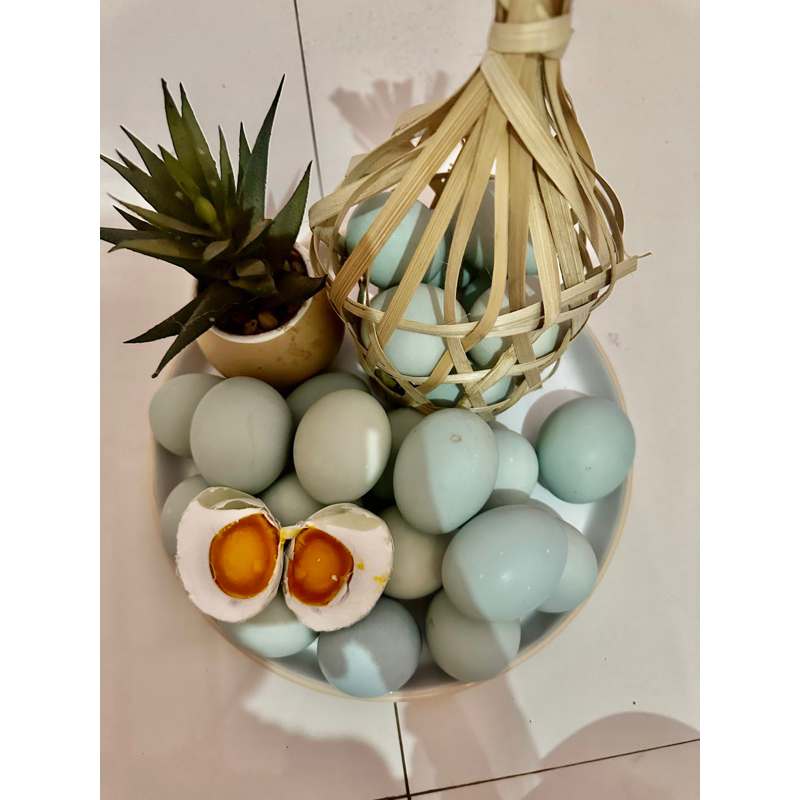 

telor asin|telor asin madu|telor asin masir|telor asin enak|isi 6pcs