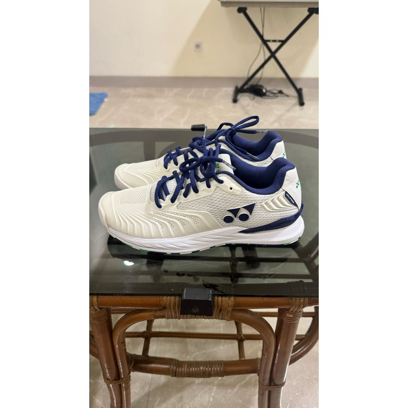 Sepatu Tenis Tennis Shoes Yonex Power Cushion Eclipsion 4 Ori