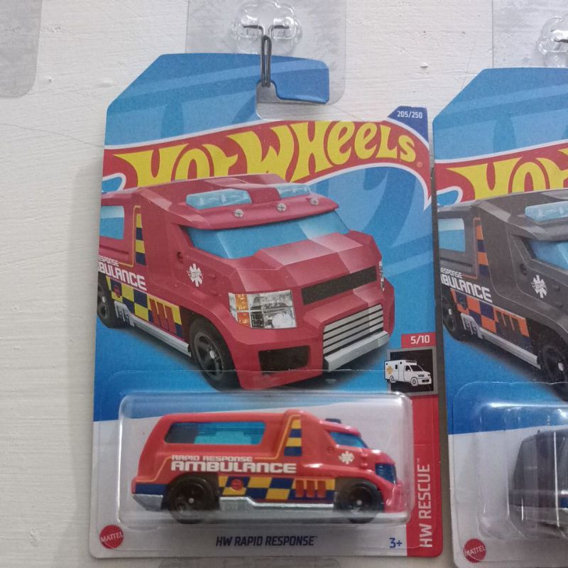 Ambulance hw rapid response langka hot wheels danak medan