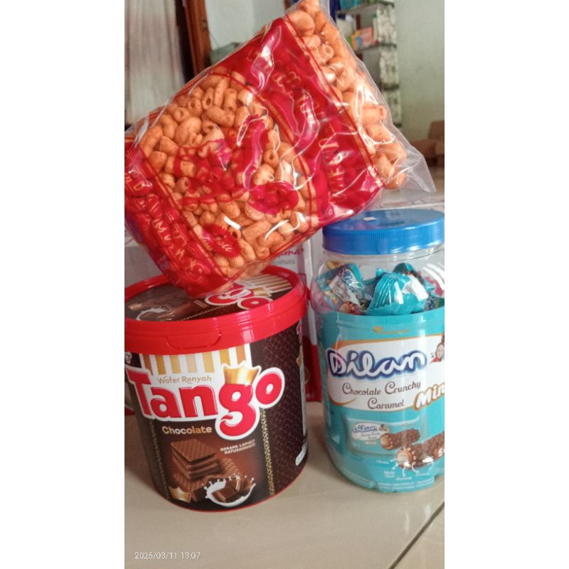 

paket hemat isi 3 tanggo, dilan coklat, makaroni kuda mas