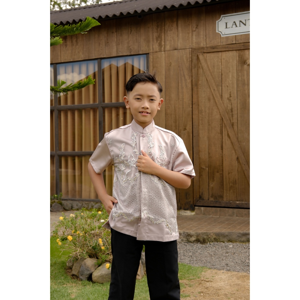 (Akita- KOKO DAN DRESS ANAK MARIPOSA Raya Series) Koko Pria Dewasa Lengan Panjang & Koko Anak Lengan