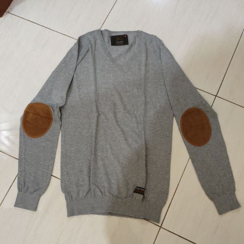 Preloved sweater celcius ukuran M