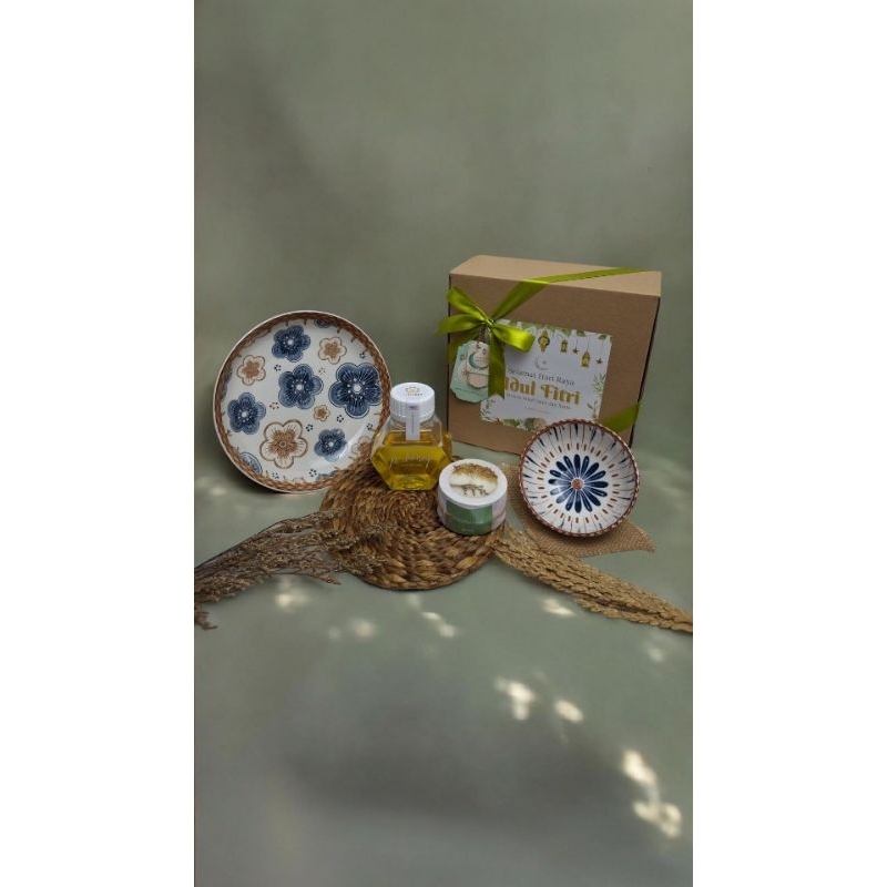 

Hampers Lebaran Idul Fitri Hampers Madu Premium Aesthetic Gift Box Parcel Parsel Lebaran Idul Fitri