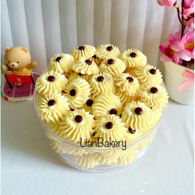 

Kue Semprit Susu Butter Renyah & Lumer