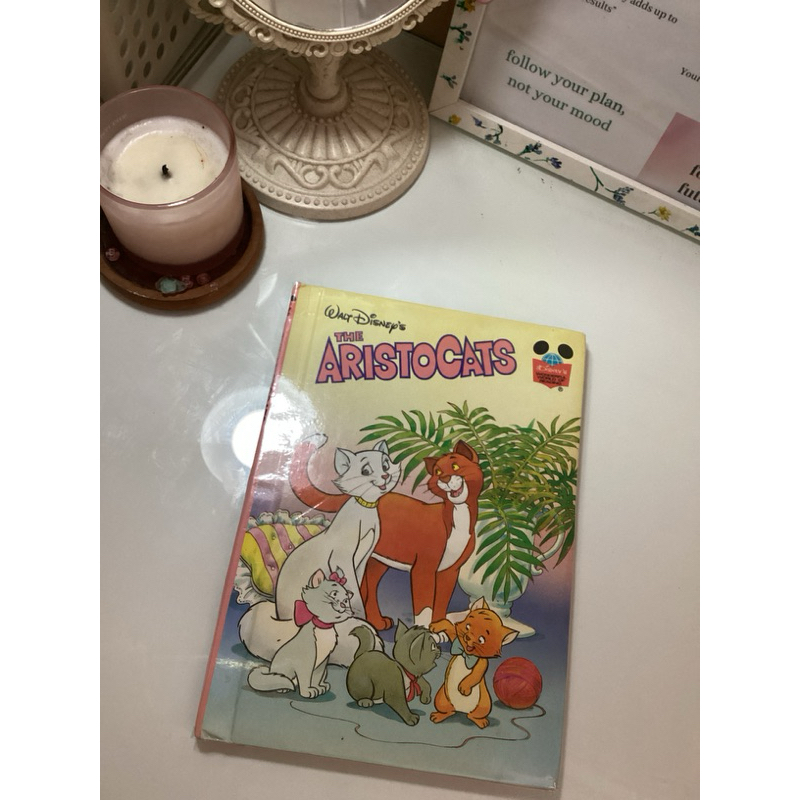 

Preloved Original Buku Disney - The Aristocats