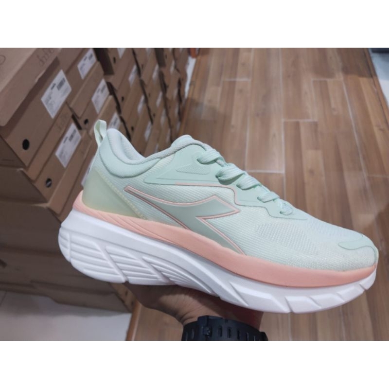 SEPATU DIADORA MUNDIO /KYLER RUNNING WOMENS