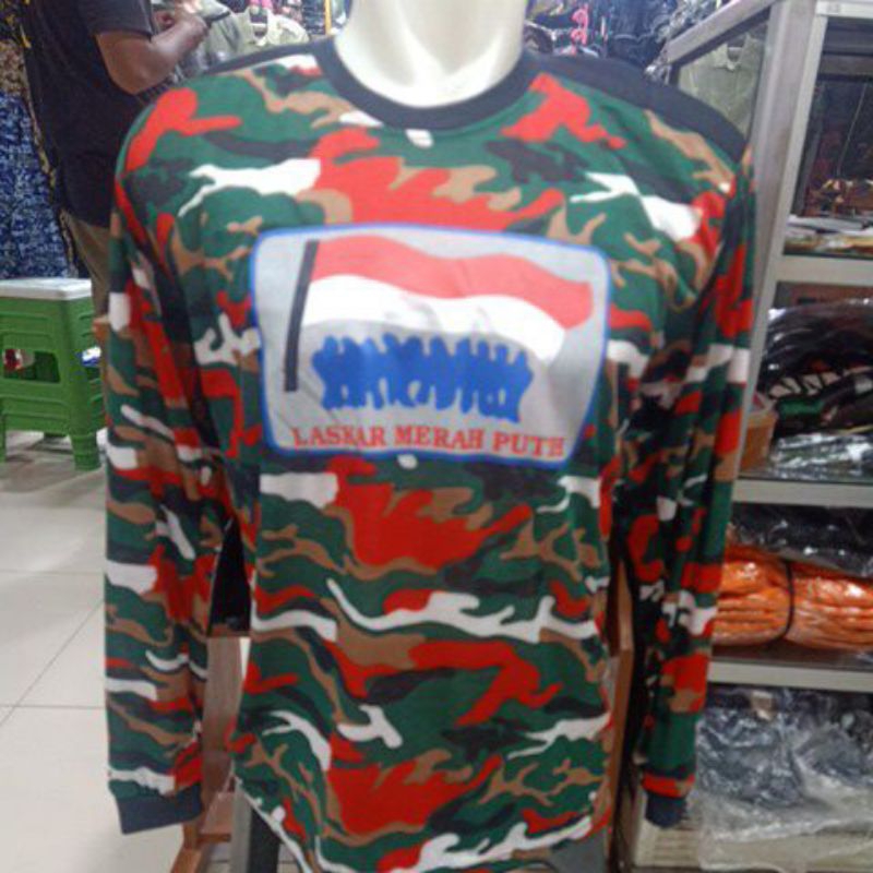 kaos penembak. laskar merah putih