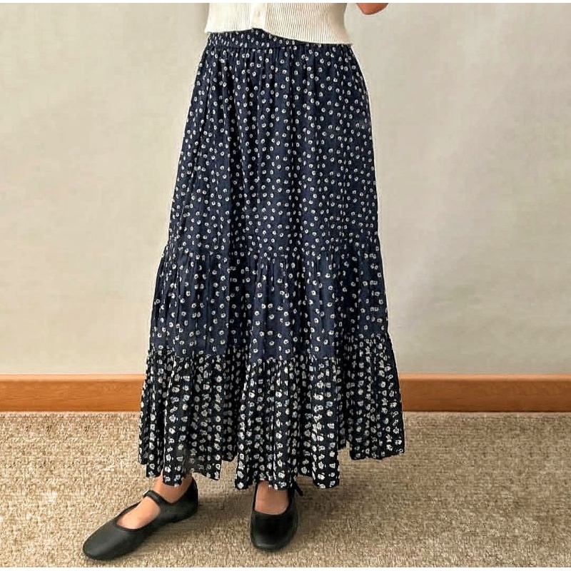 uniqlo paul&joe skirt blue navy floral size M