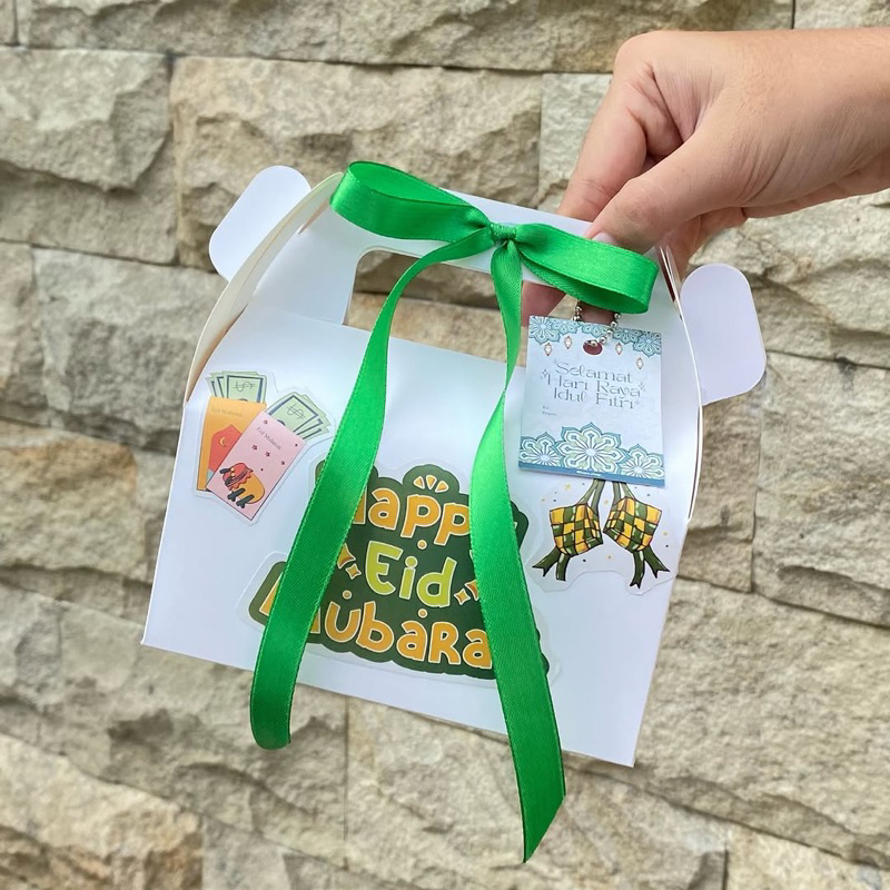 

Hampers Lebaran Paket A / Gable Box Lebaran / Snack Box