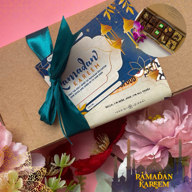 

HAMPERS RAMADHAN & EID MUBARAK - Fudgy Brownies / Brownies Skat 10BITES By Nands Food