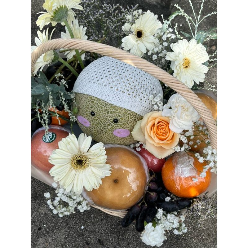 

Hampers Buah dan Bunga Segar Khusus Lebaran cocok untuk keluarga kerabat sahabat hampers cantik siap pakai dan kirim instan bouquets bucket buket bunga segar keranjang buah