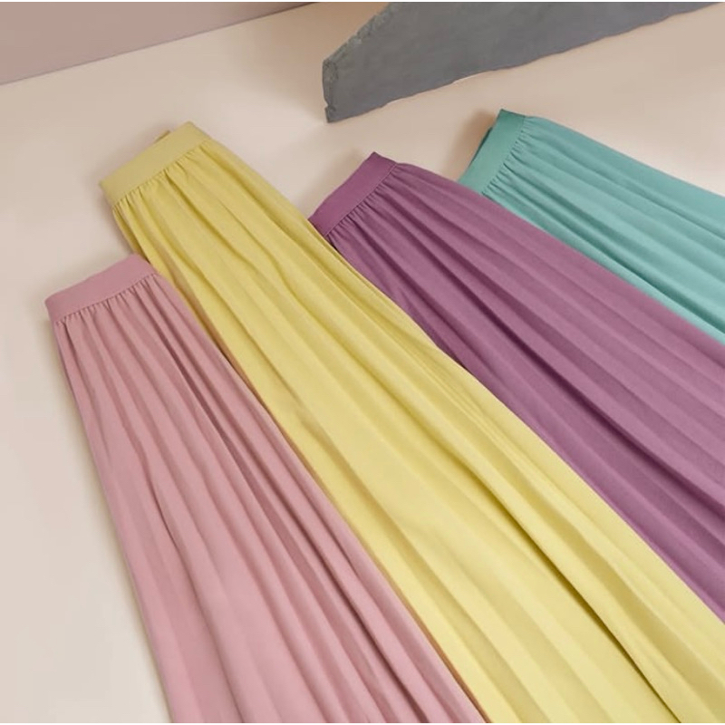 Benang Jarum Dear Pleats Skirt - Purple size s/m