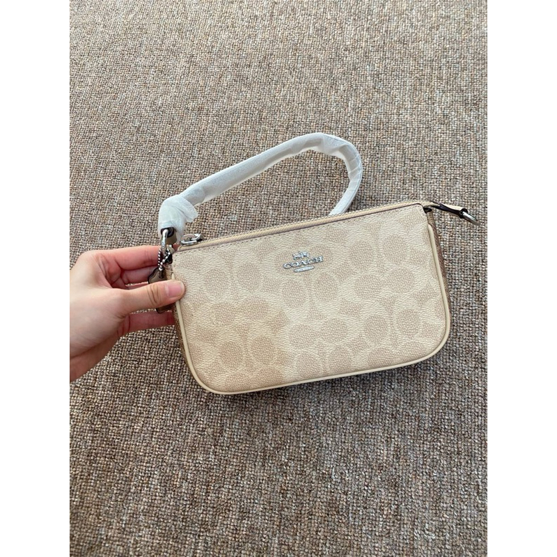 coach nolita 19 signature