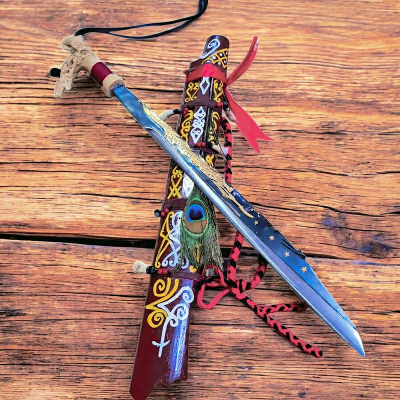 Mandau Etnik Kalimantan Naga Timbul Pajangan Tradisional