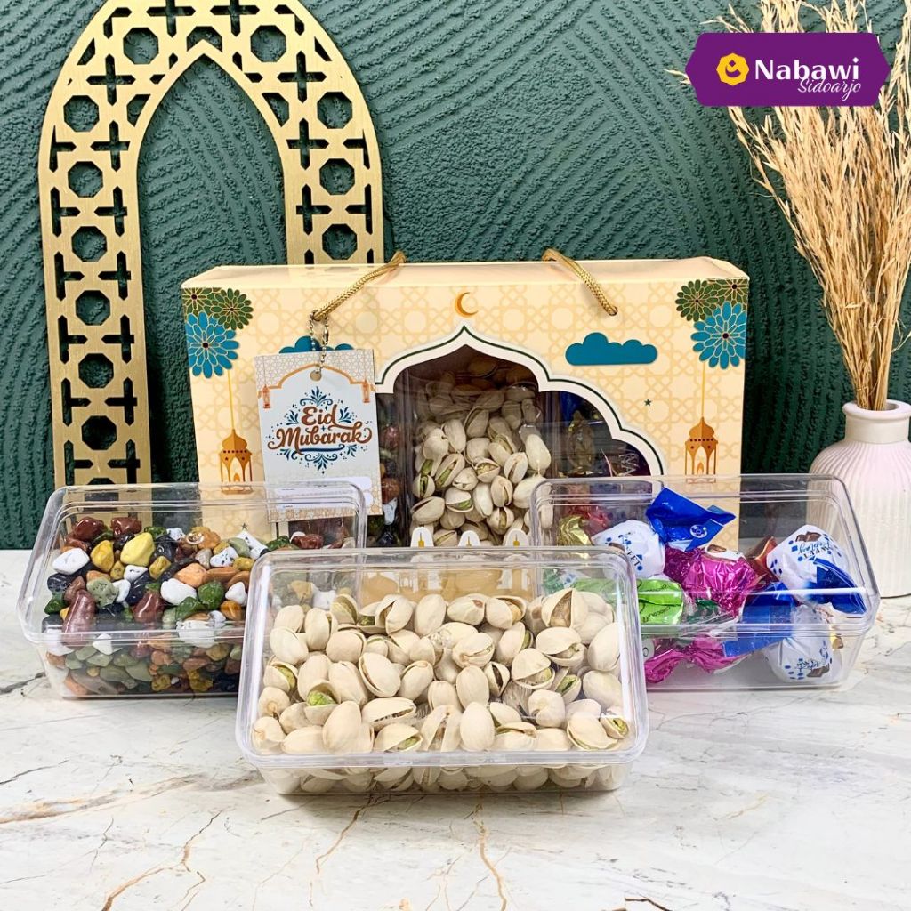 

Hampers Mix 3in1 Mix Nuts Sajadah Camilan Coklat Pistachio Arab Oleh Oleh Haji Umroh