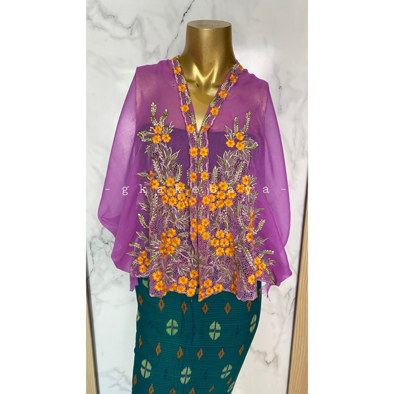 KEBAYA KATUN BUNGA UNGU / KAIN KEBAYA / KEBAYA BALI