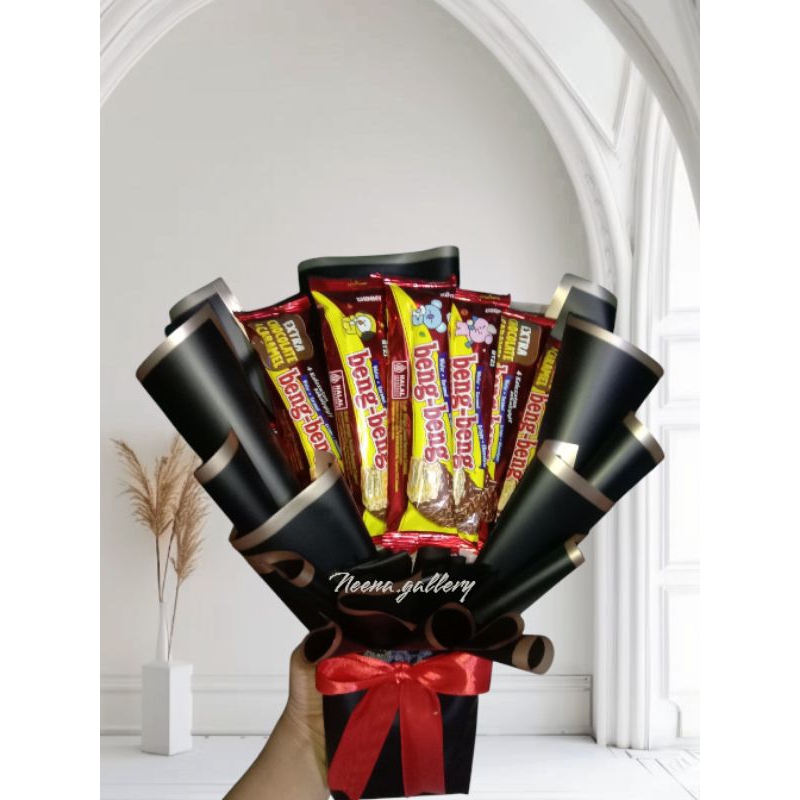 

Buket wisuda / buket ulang tahun / buket beng beng 7pcs / bouket beng beng / buket wisuda / buket murah mewah bagus / kado ultah free ucapan