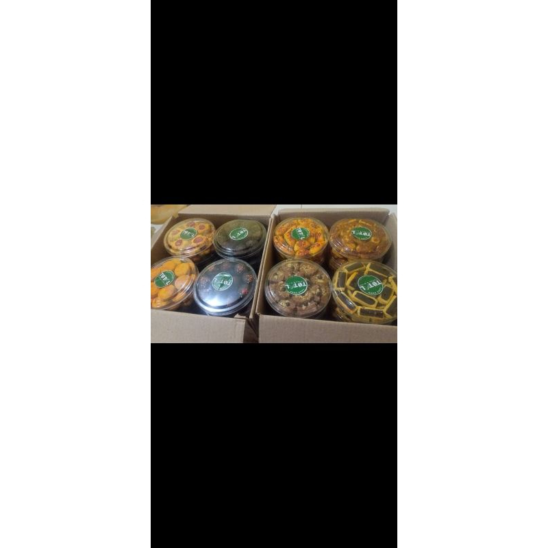 

kue kering paket isi 4