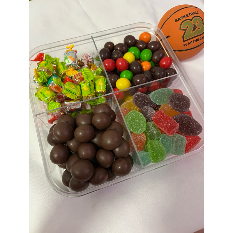 

COKLAT TOPLES SEKAT 4 / HAMPERS LEBARAN COKLAT