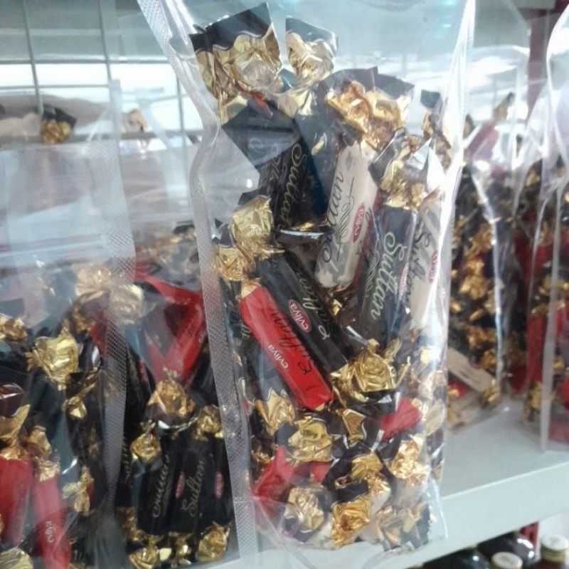 

Coklat Arab Sultan / Coklat Turki 500 gram Original, enak, merk sultan, yg tersedia saat ini kemasan pouch seperti foto.