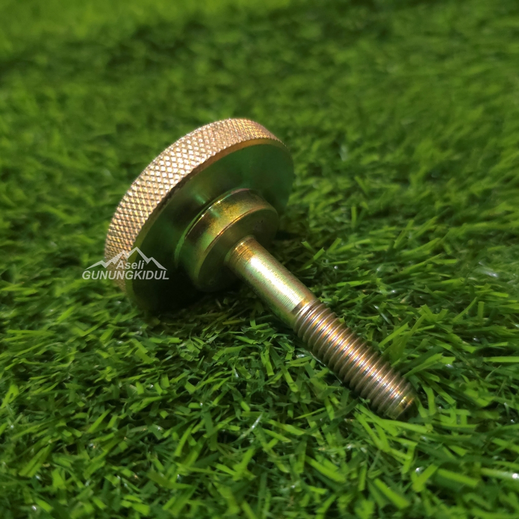 Baut Pengencang Pengunci Side Sprocket Rotary Transmission Housing Traktor Quick Zena dan Cultivator