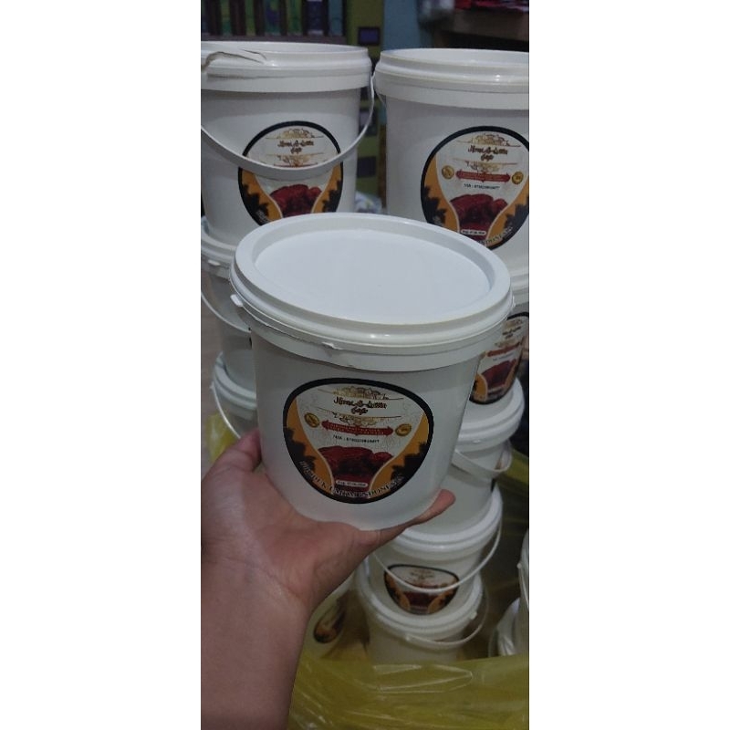 

Kurma ember Al Qassim Sayer