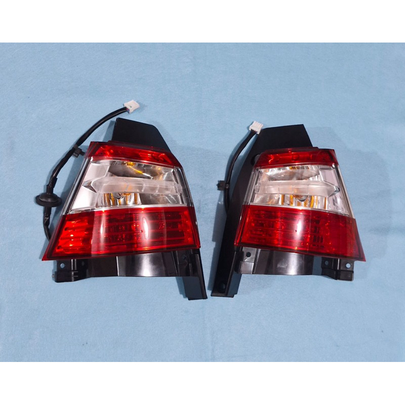 stoplamp lampu belakang nissan new livina