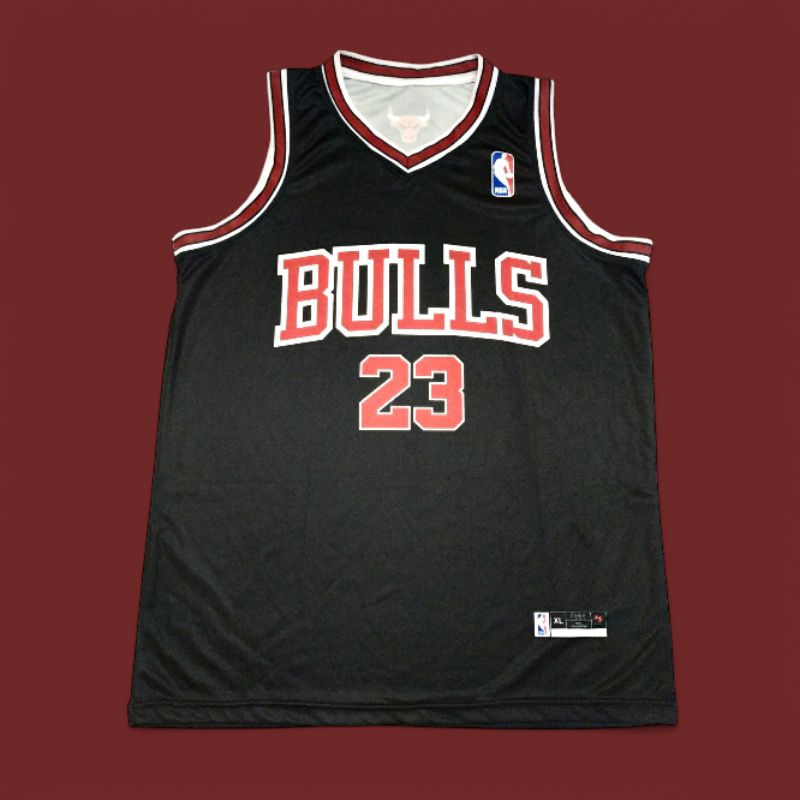 JERSEY BASKET HITAM BULLS 23