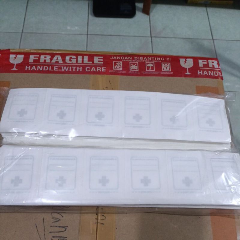 

Kertas perkamen pres