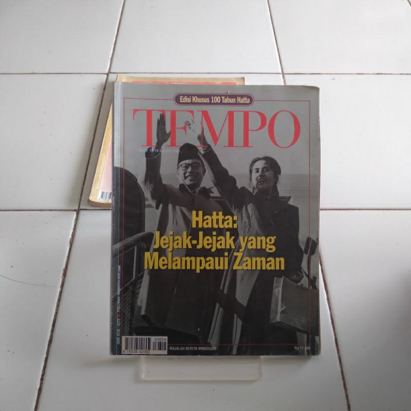 hatta jejak-jejak yang melampaui zaman