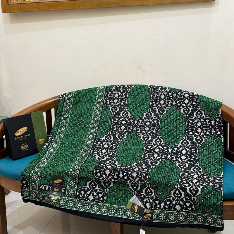 Sarung Atlas Premium 920 Batik