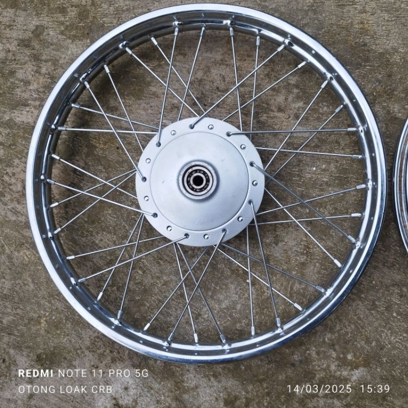 Velg Depan / Veleg / Velk / Pelk /pelek Honda / Honda Astrea Grand / Legenda / Astrea Prima