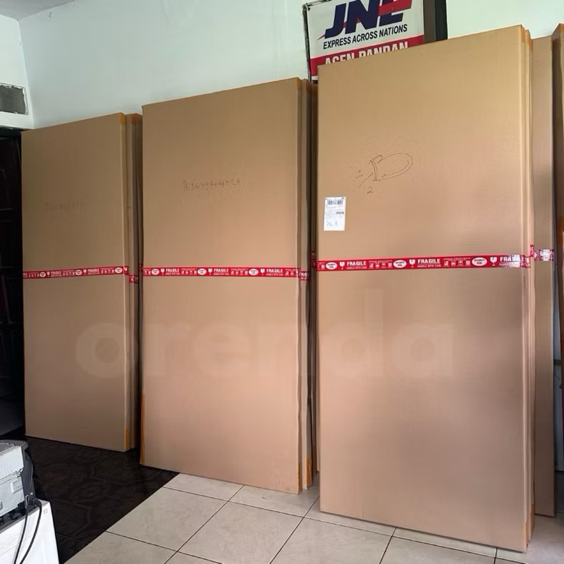 

KARDUS TEBAL FREE BUBBLE WRAP | PEACKING PINTU