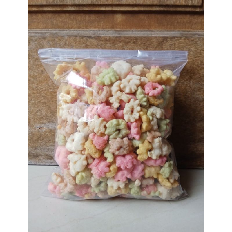 

Kue Cincin 250 gram / Cincin Sakura / Bibintangan / Kue Kering / Kue Lebaran