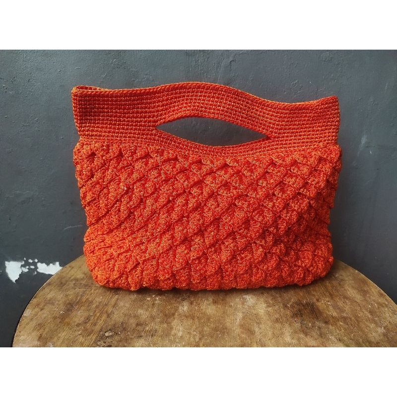 Tas Rajut model pouch