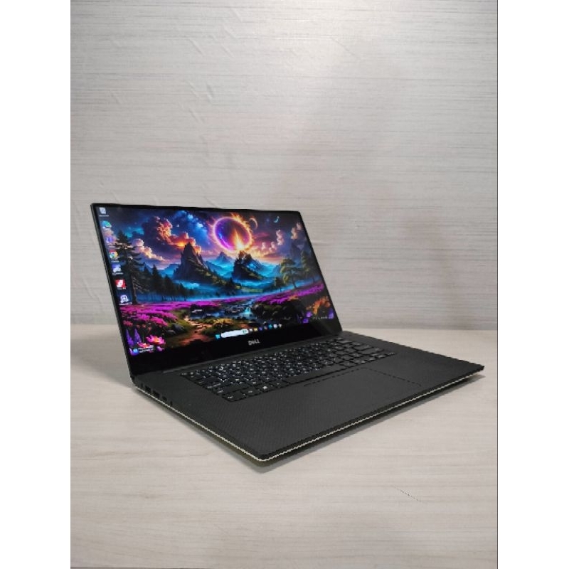 Second Like New,Dell Precision 5520 Touch Layar 4K VGA Quadro M1200 Core i7 (32/512)