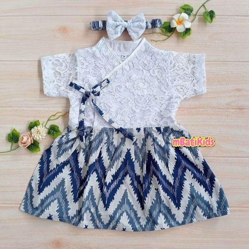 Hanbok Anak / Hanbok Batik / Hanbok Brokat warna Putih