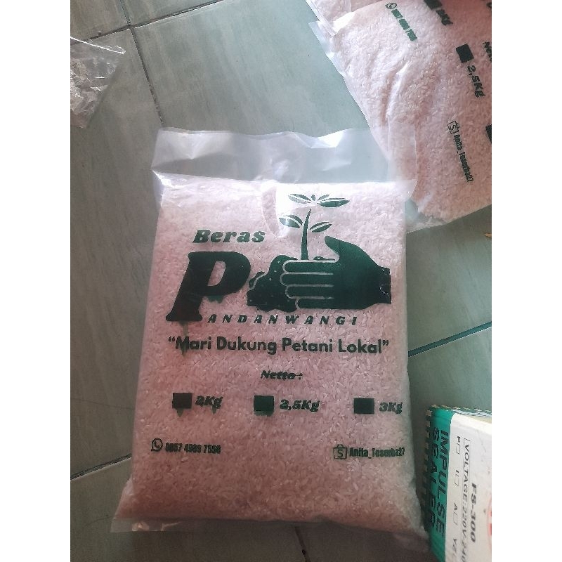 

Beras | Beras kemasan label 1kg, 2kg, 2,5kg , 3kg | Beras konsumsi | Beras murah | Beras pulen | Beras lokal pandanwangi langsung dari petani