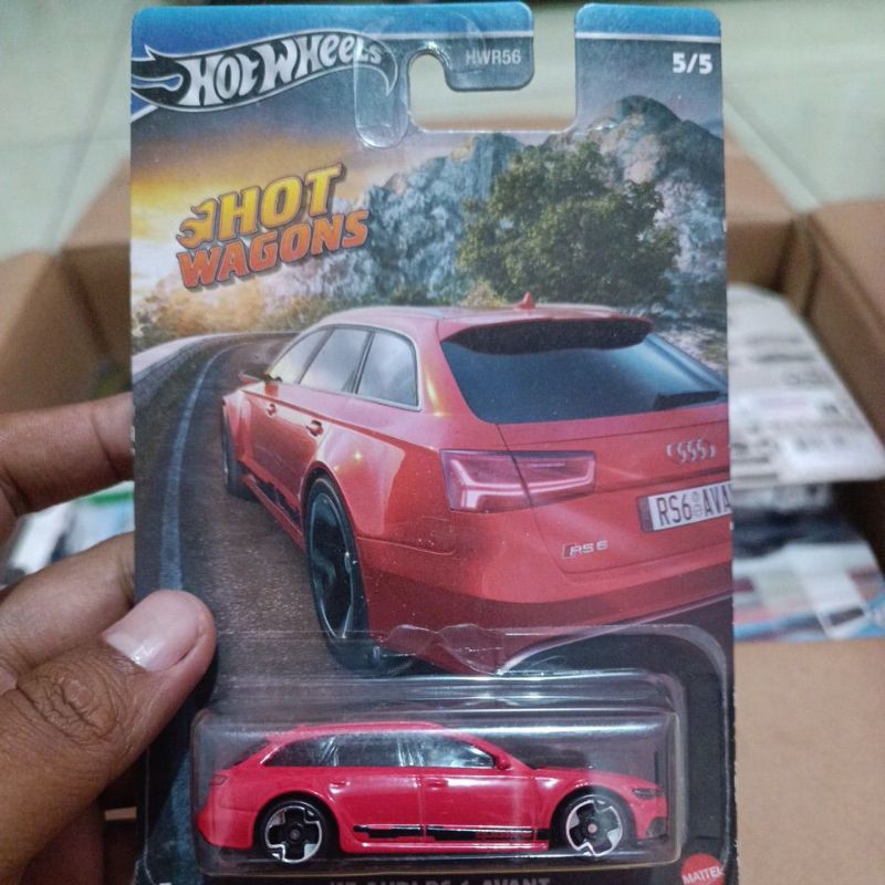 Hot wheels 17 audi rs 6 avant