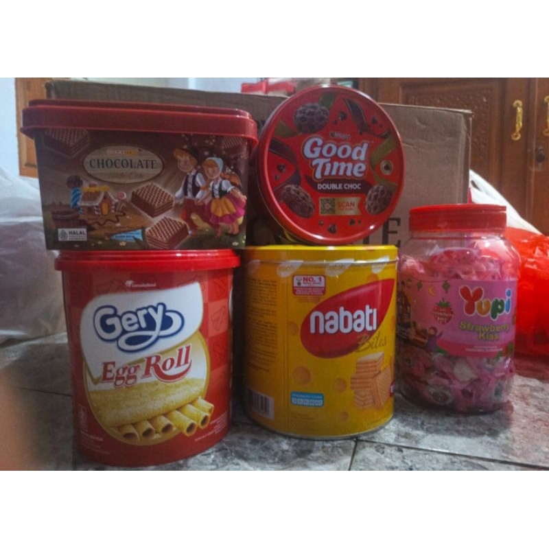 

paket jajan lebaran isi 5