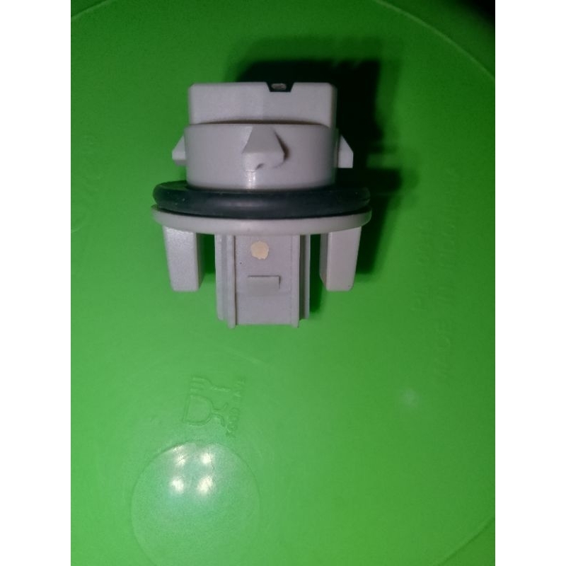 soket fitting lampu sein depan Honda Brio Satya S M/T