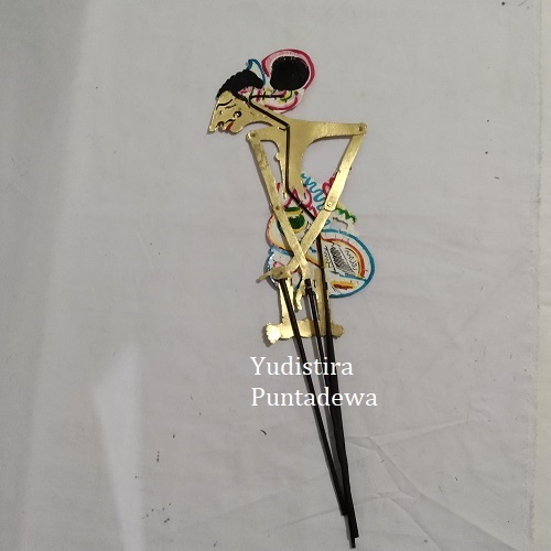 Puntadewa/Yudistira Wayang Kulit Asli Wayang Jawa Ukuran Kecil Tinggi 30cm Bahan Kulit Asli Hiasan D